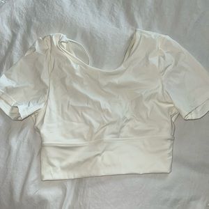 J.ING criss cross cropped workout top!